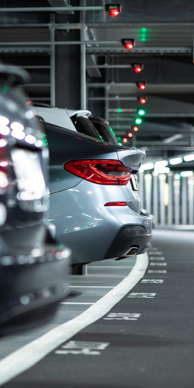 Le stationnement intelligent, gestion des places de parking Photo du parking, zoom